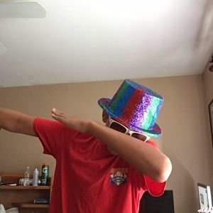 Meet your Posher, Cameron